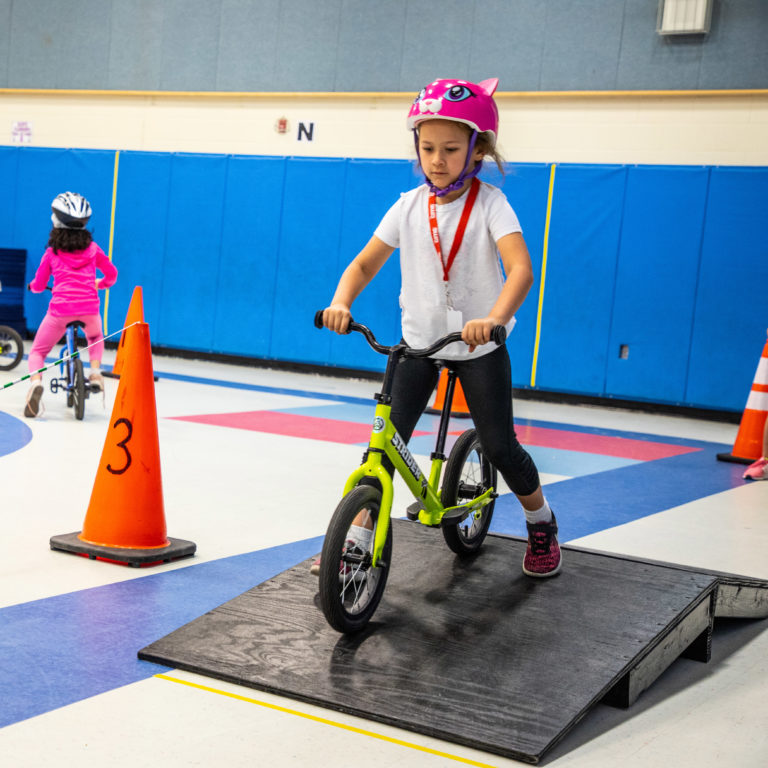 how to teach cycling without training wheels