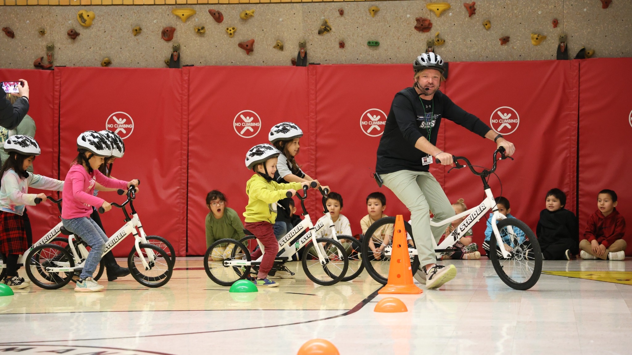 Kids_Riding_resized_16by9